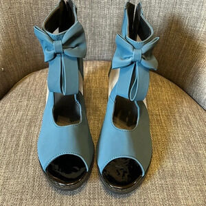 3/$15 Opened Toed Heels